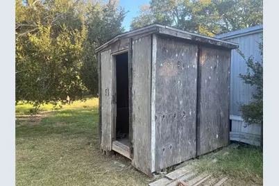 3901 County Road 3110, Purdon, TX 76679 - Photo 15