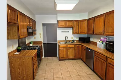 3613 Flamingo Lane, Irving, TX 75062 - Photo 3