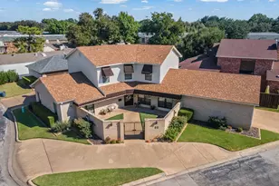 32 1 Main Pl, Benbrook, TX 76126 - Photo 29