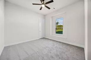 321 Mayberry Wy, Waxahachie, TX 75167 - Photo 25