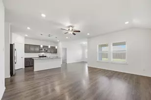 1102 Stockyard St, Royse City, TX 75189 - Photo 3