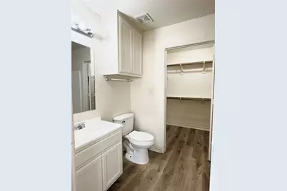 3201 Royal Crest Drive, Fort Worth, TX 76140 - Photo 13