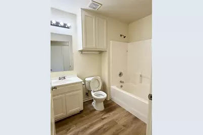 3201 Royal Crest Drive, Fort Worth, TX 76140 - Photo 11