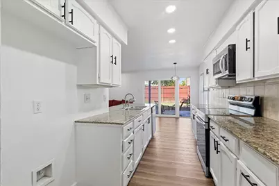 1715 Southampton Drive, Carrollton, TX 75007 - Photo 13