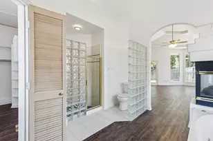 6919 Marina Shores Ct, Arlington, TX 76016 - Photo 31