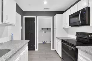 3209 Misty Ct, Bedford, TX 76021 - Photo 7