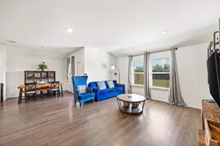 1942 Duskwood Dr, Lancaster, TX 75146 - Photo 9