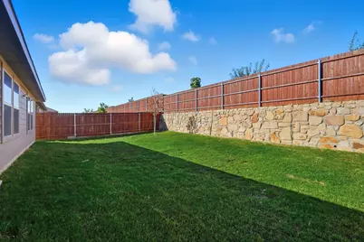 9521 Golden Summit Drive, Fort Worth, TX 76131 - Photo 25