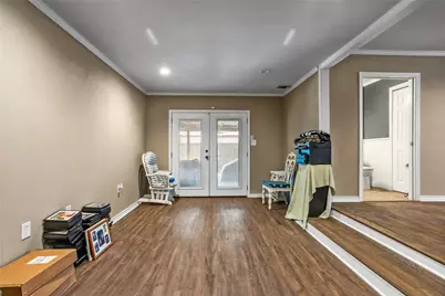 1825 N Highland Avenue, Sherman, TX 75092 - Photo 23