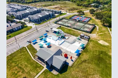 1825 N Highland Avenue, Sherman, TX 75092 - Photo 9