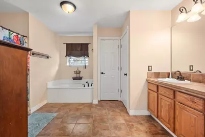 7811 E Fm 917, Alvarado, TX 76009 - Photo 13