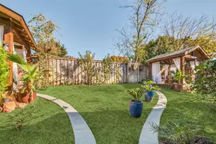 6928 Mountain Cedar Ln, Dallas, TX 75236 - Photo 13