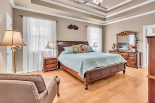 2101 W Emerald Bend Ct, Granbury, TX 76049 - Photo 17