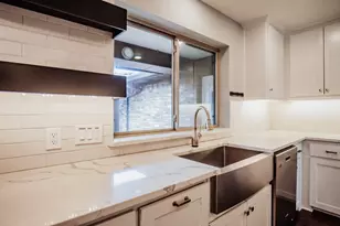 3205 Winchester Dr, Plano, TX 75075 - Photo 13