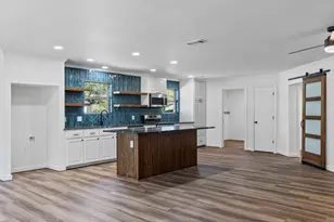 3002 Tanglewood Dr, Commerce, TX 75428 - Photo 9