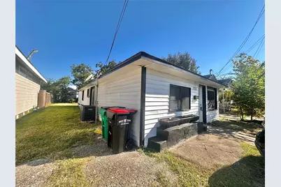 1212 Pine Street, Baytown, TX 77520 - Photo 17