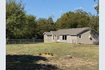 806 Avenue A, Valley Mills, TX 76689 - Photo 13