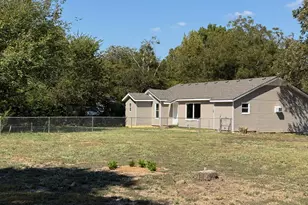 806 Avenue A, Valley Mills, TX 76689 - Photo 13