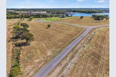 315 Lakewood Lane, Honey Grove, TX 75446 - Photo 15