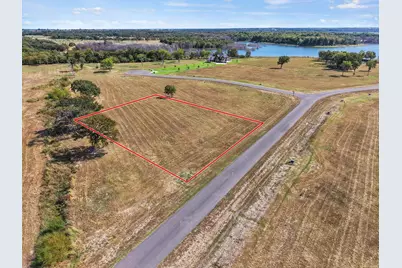 315 Lakewood Lane, Honey Grove, TX 75446 - Photo 5