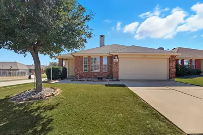 1201 Roping Reins Way, Fort Worth, TX 76052 - Photo 3