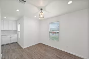 1167 Greenbrier Dr, River Oaks, TX 76114 - Photo 13