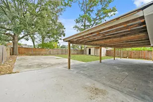 10211 Glenmawr Dr, Houston, TX 77075 - Photo 33