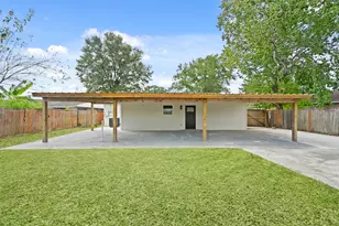 10211 Glenmawr Dr, Houston, TX 77075 - Photo 3