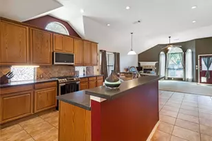 8201 Rayburn Ln, McKinney, TX 75072 - Photo 7