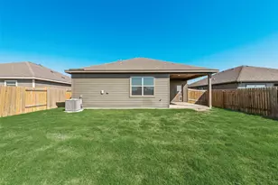 13623 Logan Pass Dr, Ponder, TX 76259 - Photo 23