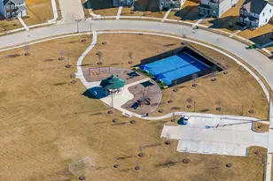 13623 Logan Pass Dr, Ponder, TX 76259 - Photo 31