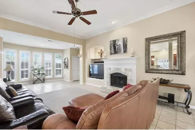 2012 Hayden Lane, Corinth, TX 76210 - Photo 9