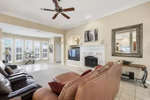 2012 Hayden Ln, Corinth, TX 76210 - Photo 9