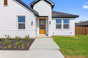 1217 Gannon Ln, DeSoto, TX 75115 - Photo 5