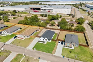 1217 Gannon Ln, DeSoto, TX 75115 - Photo 39