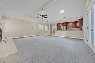 2401 San Diego Dr, Arlington, TX 76015 - Photo 7