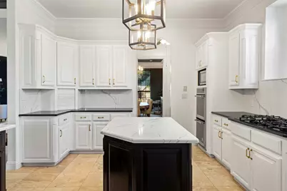 2101 Surrey Lane, McKinney, TX 75072 - Photo 11