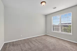 2815 Long Slope Rd, Arlington, TX 76001 - Photo 29