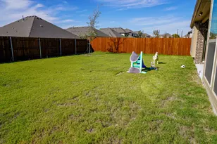 16905 Tussock Ave, Justin, TX 76247 - Photo 31
