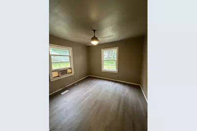 106 Circle Drive, Bogata, TX 75417 - Photo 9