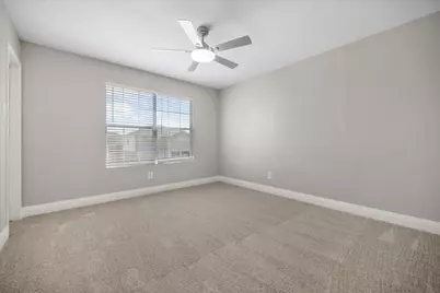 800 Green Heath Avenue, Fort Worth, TX 76120 - Photo 23