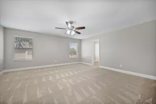 800 Green Heath Ave, Fort Worth, TX 76120 - Photo 15