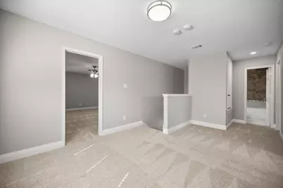 800 Green Heath Avenue, Fort Worth, TX 76120 - Photo 21