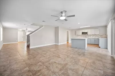 800 Green Heath Avenue, Fort Worth, TX 76120 - Photo 5