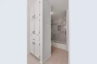 9402 Moss Farm Lane, Dallas, TX 75243 - Photo 15