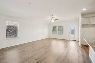 744 Serenity Sound Dr, Lavon, TX 75166 - Photo 5