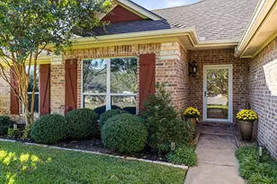 6921 Westover Dr, Granbury, TX 76049 - Photo 39