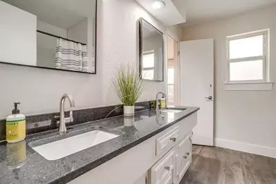 2426 Nottingham Place, Grand Prairie, TX 75050 - Photo 23