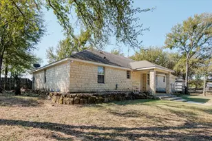 2350 Grindstone Rd, Millsap, TX 76066 - Photo 5