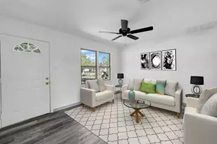 1404 SE 12th St, Mineral Wells, TX 76067 - Photo 5